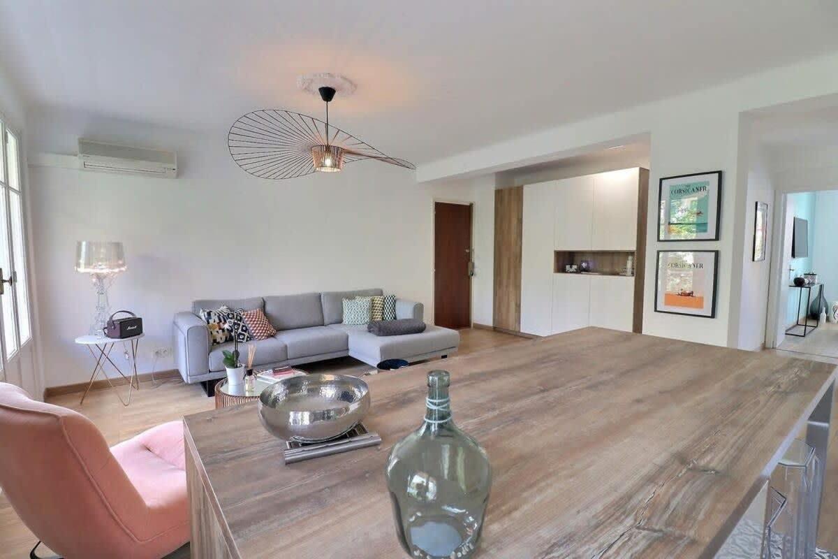 Charmant T2 Avec Balcon - Parking, Ac, Wifi Ajaccio  Luaran gambar