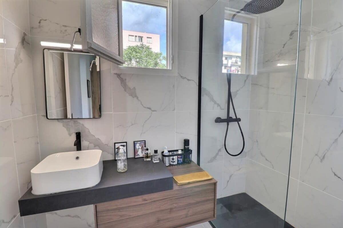 Charmant T2 Avec Balcon - Parking, Ac, Wifi Ajaccio  Luaran gambar